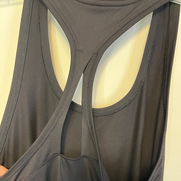Athleta NWT Black Limitless Keyhole Tank Top Medium - Picture 8 of 10